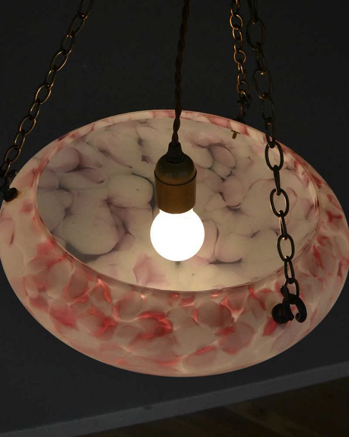 シャンデリア　照明・ライティング　マーブルガラスが美しい英国輸入のアンティークハンギングボウル（Ｅ26球付） 。。(k-2188-z)