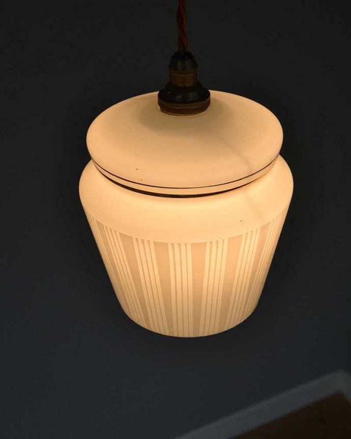 ペンダントライト　照明・ライティング　モダンでキレイなアンティークペンダントライト（コード・シャンデリア球・ギャラリーなし））。。(k-2194-z)