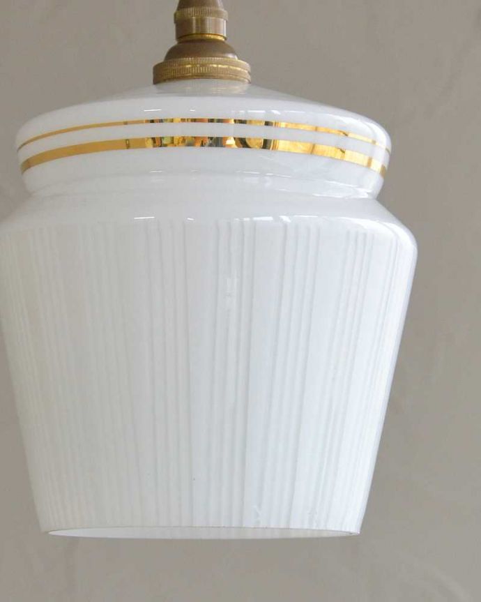 ペンダントライト　照明・ライティング　モダンでキレイなアンティークペンダントライト（コード・シャンデリア球・ギャラリーなし））。。(k-2194-z)