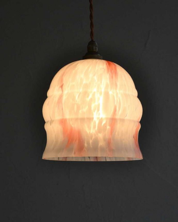 ペンダントライト　照明・ライティング　キャンディのようなマーブル、アンティークシェードペンダントライト（コード・シャンデリア電球・ギャラリーなし）。。(k-2202-z)