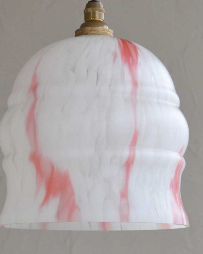 ペンダントライト　照明・ライティング　キャンディのようなマーブル、アンティークシェードペンダントライト（コード・シャンデリア電球・ギャラリーなし）。。(k-2202-z)
