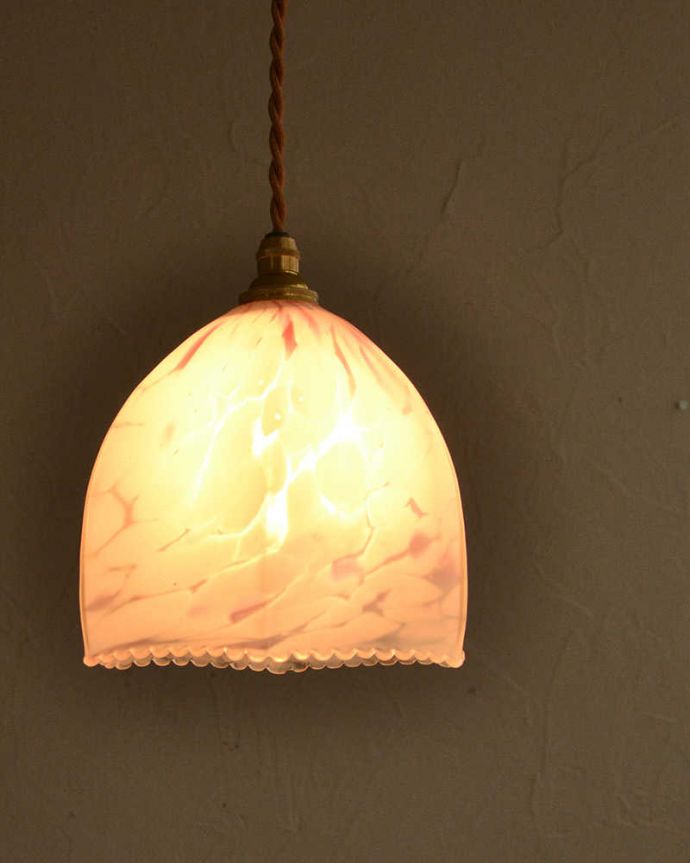 ペンダントライト　照明・ライティング　水の中のようなマーブル、アンティークシェードペンダントライト（コード・シャンデリア電球・ギャラリーなし）。。(k-2216-z)