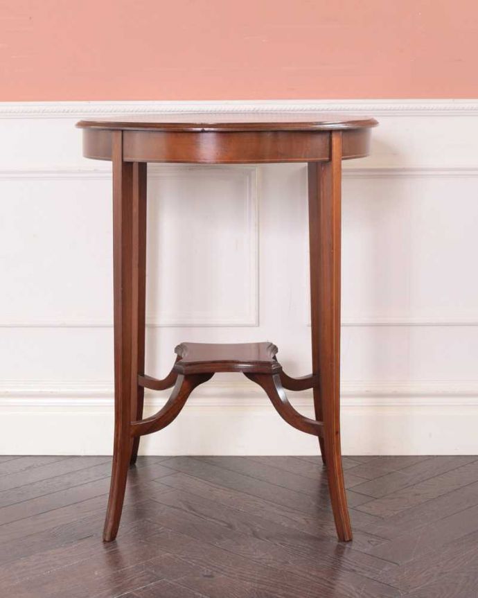 オケージョナルテーブルの側面