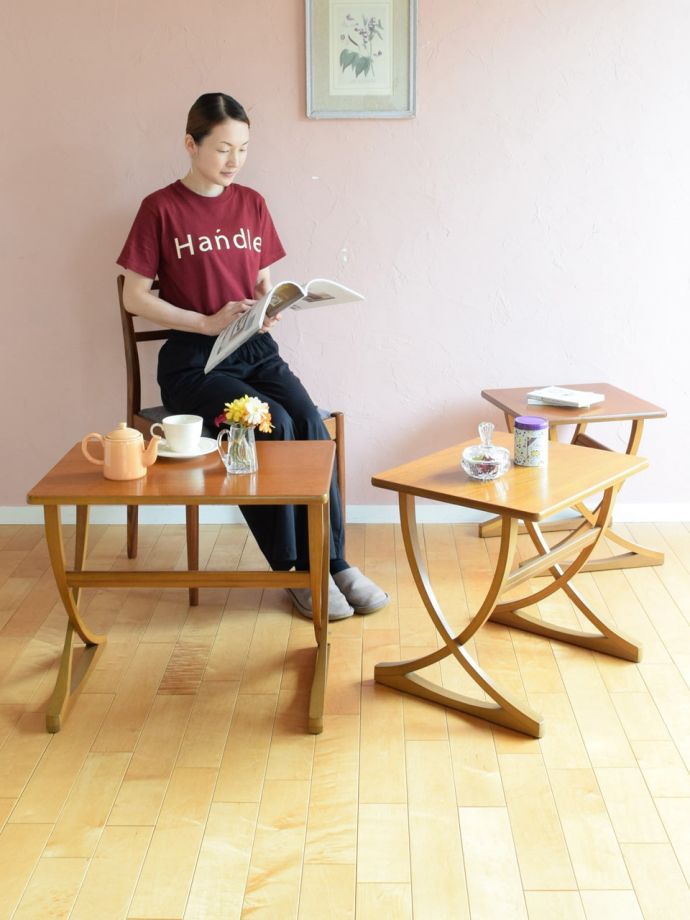 北欧スタイルのおしゃれなネストテーブル