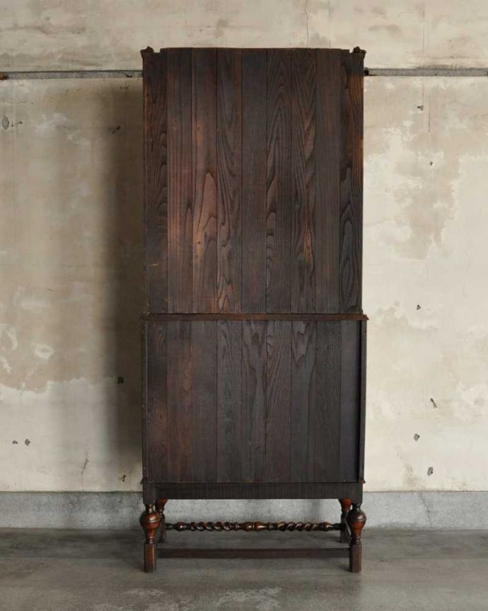 ビューロー　アンティーク家具　大容量のアンティーク収納家具、英国のブックビューロー（本棚付きデスク） 。後ろ姿までキレイです。(k-2259-f)