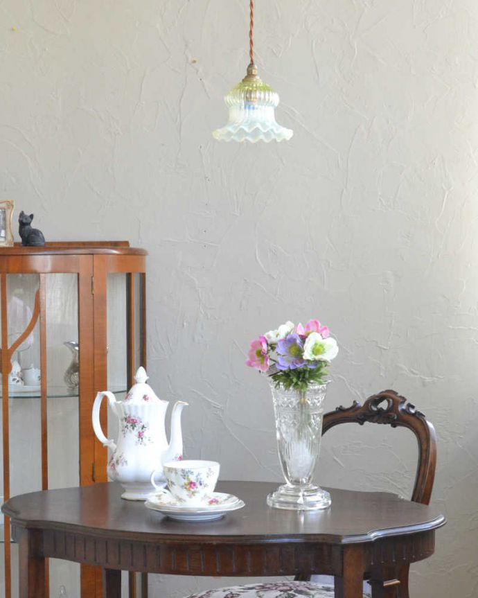 ペンダントライト　照明・ライティング　ヴァセリンの美しい輝きにうっとり、アンティークシェードペンダントライト（コード・Ｂ22丸球・ギャラリーなし） 。。(k-2277-z)