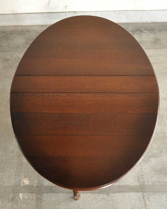 アンティークのテーブル　アンティーク家具　イギリス輸入のアンティーク家具、伸張式のゲートレッグテーブル 。天板の修復には自信があります。(k-2301-f)