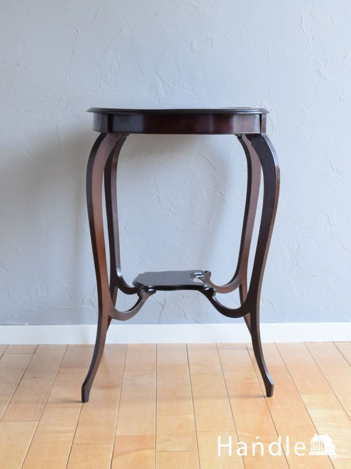 アンティーク家具の側面