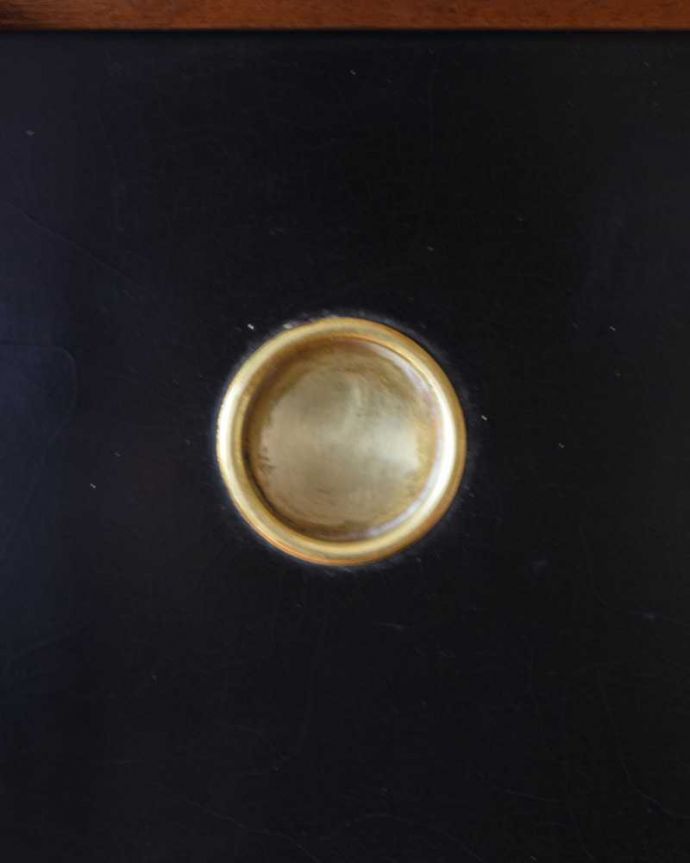 G-PLAN(Gプラン) アンティーク家具 トラー&ブラックのヴィンテージ家具、G-PLANのディバイダー。デザインの一部になっていますオシャレな取っ手のデザインは、家具のデザインの一部。(k-2365-f)