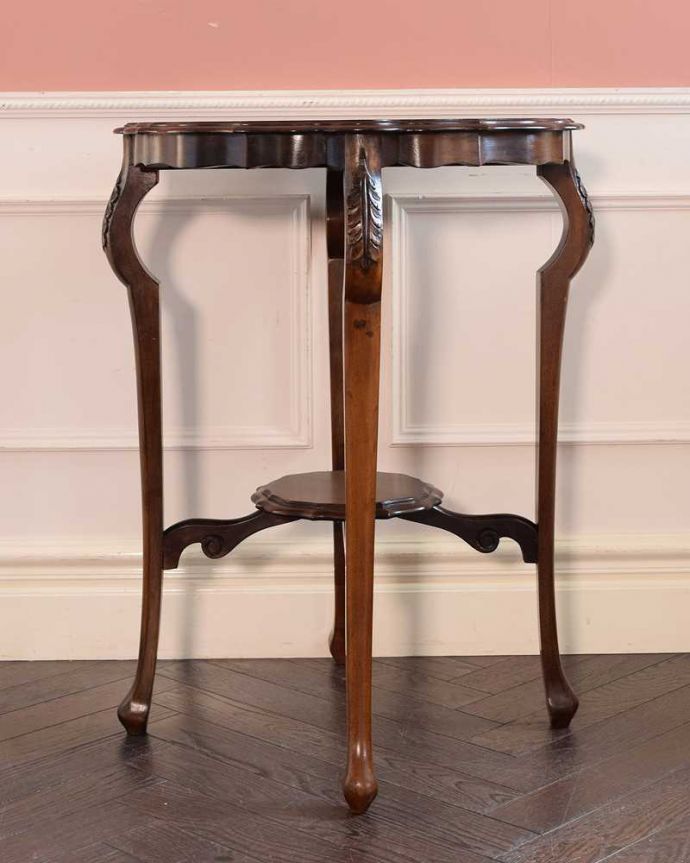 オケージョナルテーブルの側面