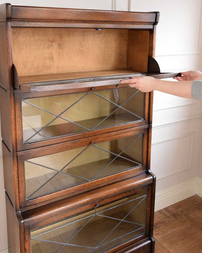 ガラス扉の開け方