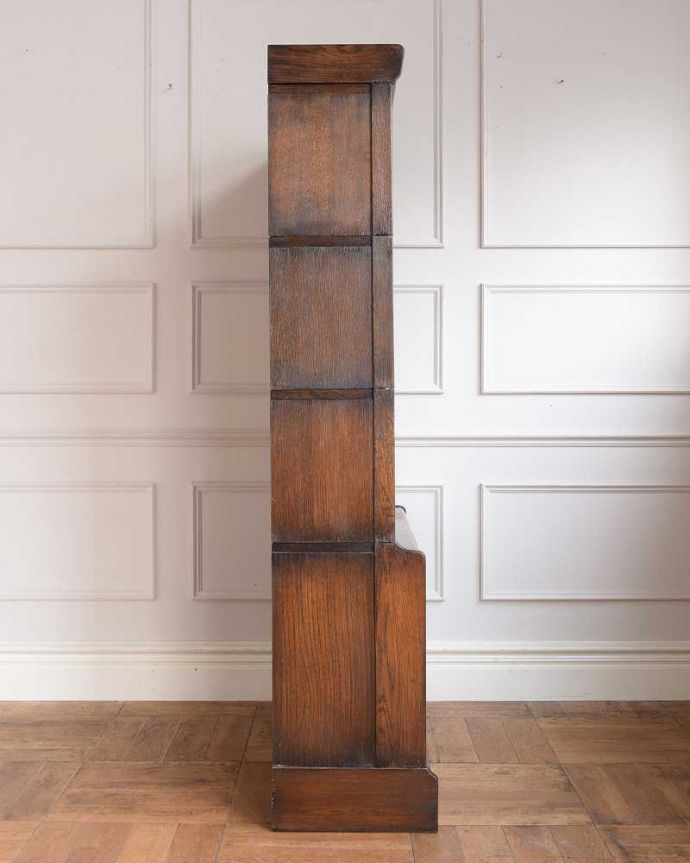 キャビネットの側面