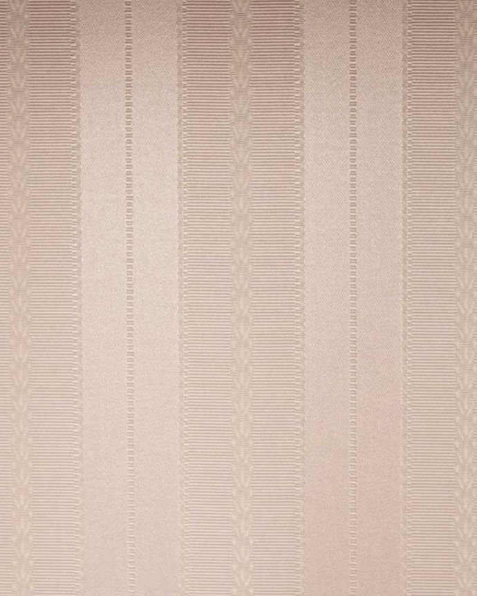 アンティークのキャビネット アンティーク家具 小さなバラが描かれた美しい英国のアンティーク キャビネット。新しく貼り替えましたキャビネットに似合う生地を選んで張り替えた背板。(k-2373-f)