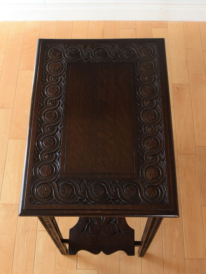 オケージョナルテーブルの天板