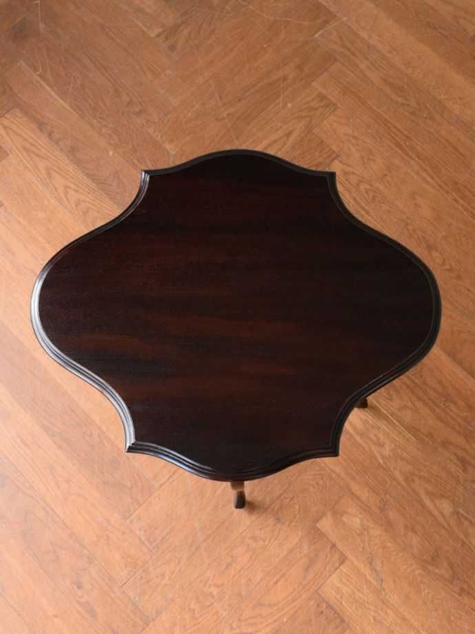 オケージョナルテーブルの天板