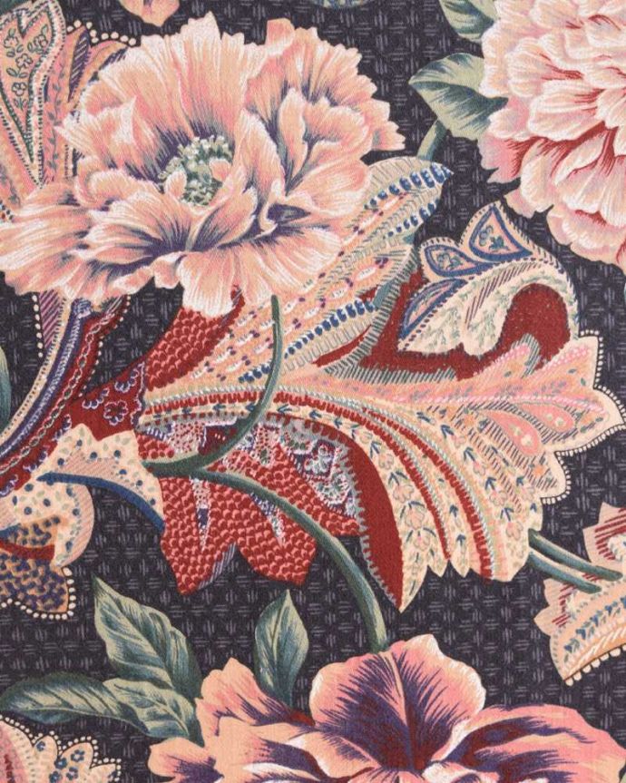 めずらしい家具 アンティーク家具 イギリスで見つけた豪華なアンティークファイヤースクリーン 。ゴージャスな模様買い付けた時の生地ですが、とてもキレイです。(k-2439-f)