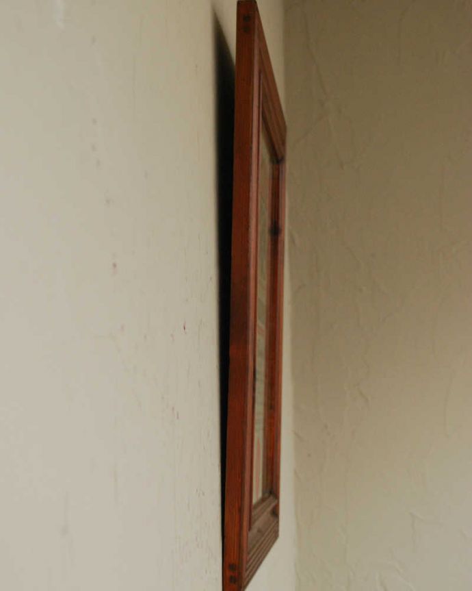 アンティーク ミラー（鏡）　アンティーク雑貨　イギリスアンティーク雑貨、STILLBROOK（スティルブルック）のパブミラー。横から見ると…アンティークなので多少のキズ・汚れがある場合がありますがキレイなものを買い付けてきたのでご了承下さい。(k-2503-z)