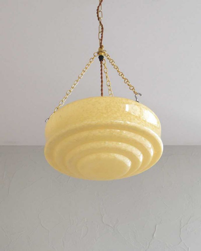 シャンデリア　照明・ライティング　イギリスから届いたアンティーク照明、マーブル模様がキレイなハンギングボウル（Ｅ26球付） 。。(k-2514-z)