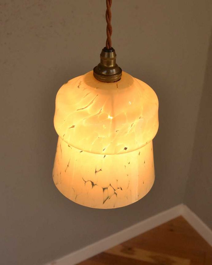 ペンダントライト　照明・ライティング　マーブル模様のアンティークシェードペンダントライト（コード・シャンデリア電球・ギャラリーなし） 。。(k-2531-z)