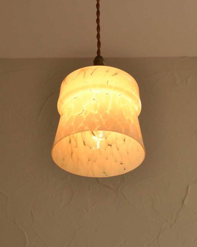 ペンダントライト　照明・ライティング　マーブル模様のアンティークシェードペンダントライト（コード・シャンデリア電球・ギャラリーなし） 。。(k-2531-z)
