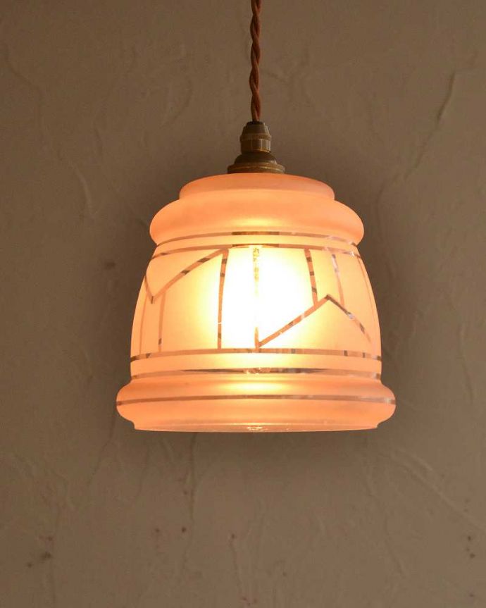 ペンダントライト　照明・ライティング　アンティーク シェード。。(k-2534-z)