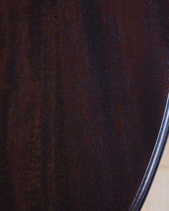 オケージョナルテーブルの天板