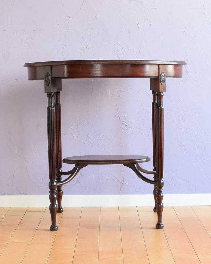 オケージョナルテーブルの側面