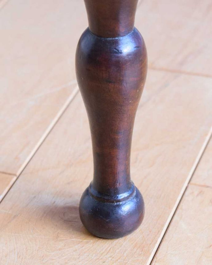 アンティーク家具の脚