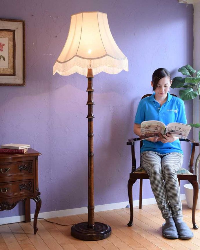 スタンドライト　照明・ライティング　イギリスで見つけた珍しいバンブーデザインのアンティークフロアランプ（Ｂ22シャンデリア球付）。。(k-2578-f)