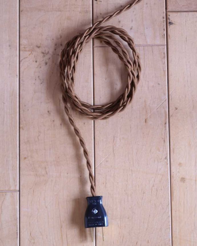 スタンドライト　照明・ライティング　イギリスで見つけた珍しいバンブーデザインのアンティークフロアランプ（Ｂ22シャンデリア球付）。。(k-2578-f)