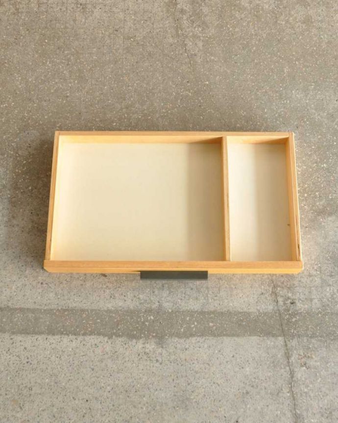 アンティークのキャビネット　アンティーク家具　ホームオフィス社のデスクキャビネット、多機能なイギリスのヴィンテージ家具。引き出しの中も！もちろん引き出しの中もキレイにお直ししてあります。(k-2583-f)