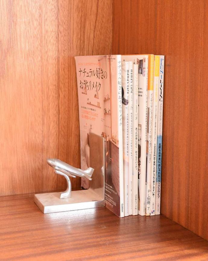 収納たっぷりのキャビネット