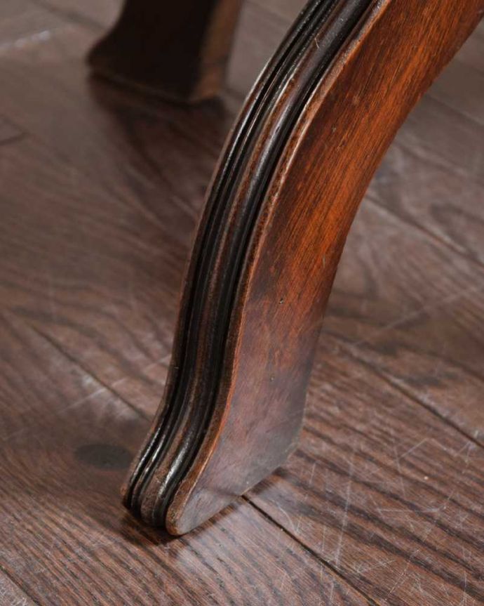 アンティーク家具の脚