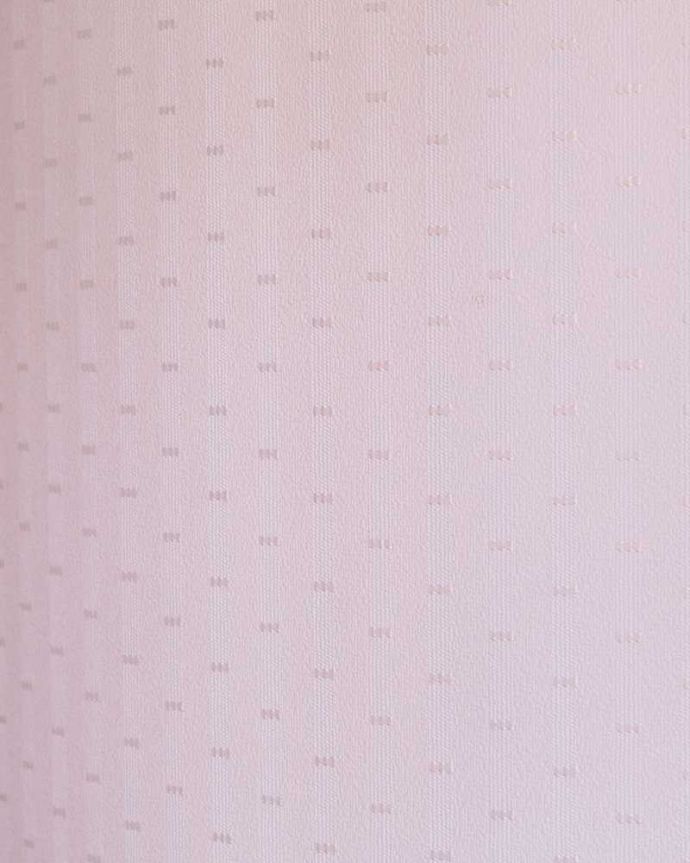 アンティークのキャビネット　アンティーク家具　イギリスで買い付けたアンティーク家具、ミラーに模様が付いたガラスキャビネット 。新しいものに張り替えました。(k-2623-f)