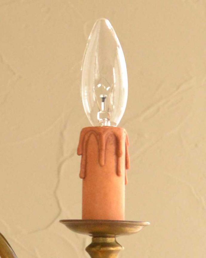 シャンデリア　照明・ライティング　上品な真鍮製シャンデリア、イギリスで見つけたアンティーク照明（3灯）（Ｅ17シャンデリア球付） 。。(k-2627-z)