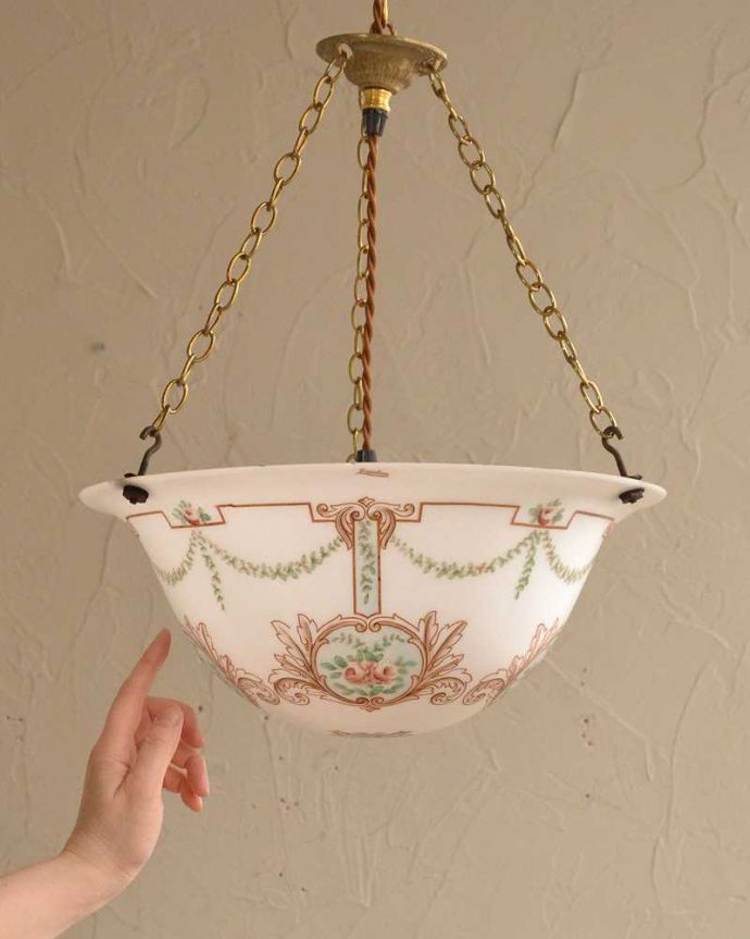 シャンデリア　照明・ライティング　薔薇のモチーフが美しい　アンティーク ハンギングボウル(Ｅ26級付き)。。(k-2638-z)