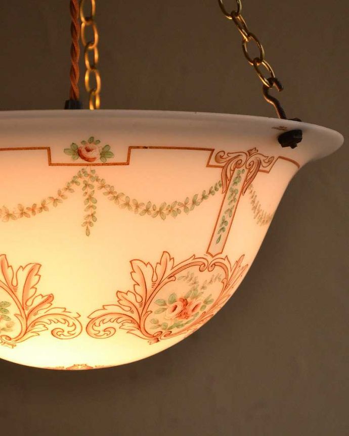 シャンデリア　照明・ライティング　薔薇のモチーフが美しい　アンティーク ハンギングボウル(Ｅ26級付き)。。(k-2638-z)
