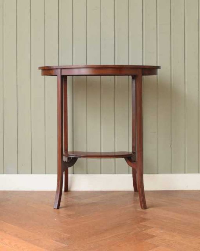 アンティーク家具の側面