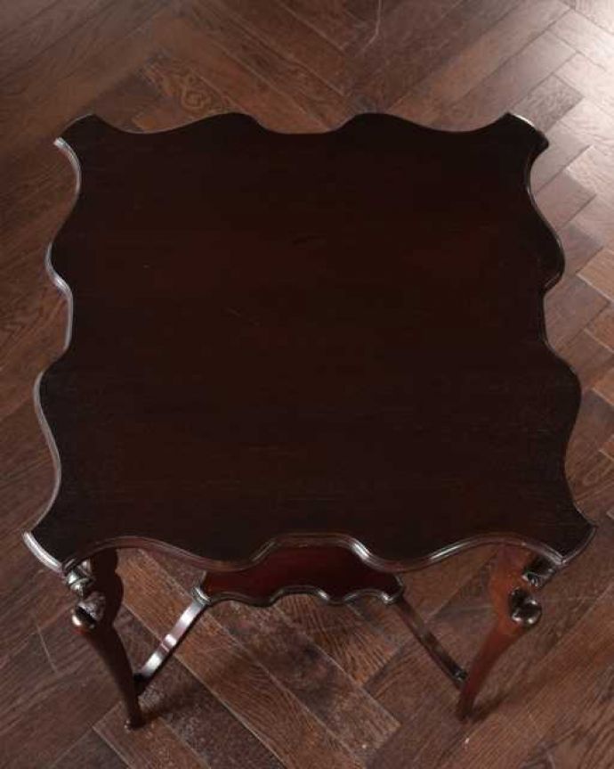 オケージョナルテーブルの天板