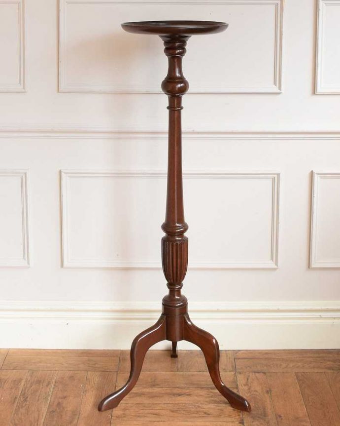 プランツスタンド・ケーキスタンド　アンティーク家具　アンティーク　プランツスタンド。横から見てもステキ角度を変えてみてみると、こんな感じです。(k-2693-f)