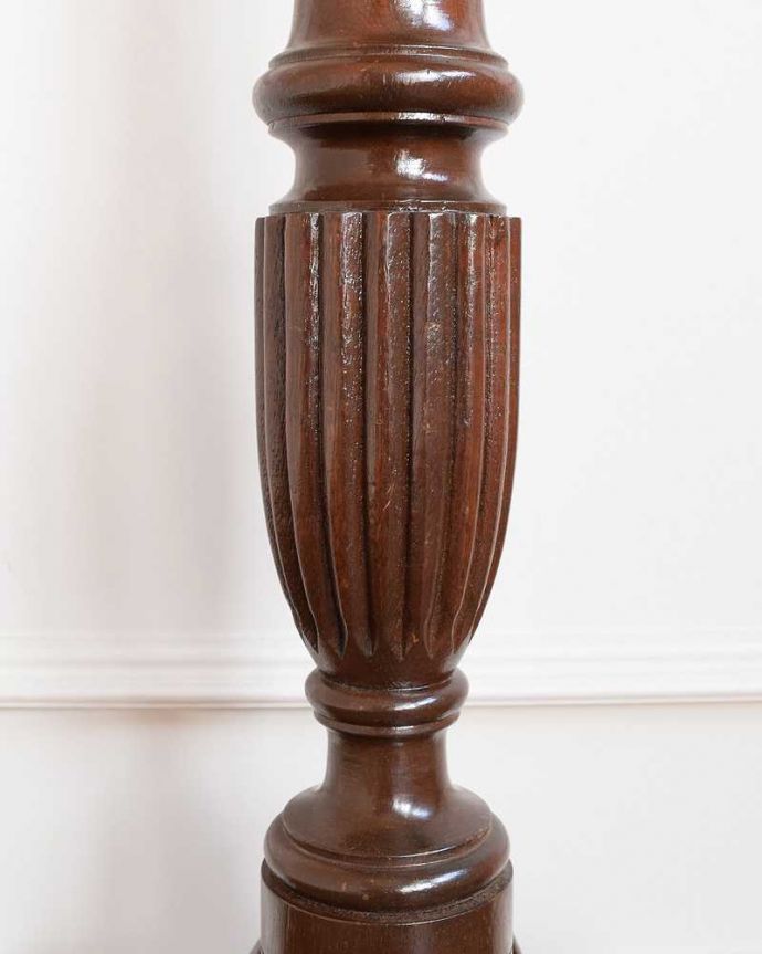 プランツスタンド・ケーキスタンド　アンティーク家具　アンティーク　プランツスタンド。うっとりする美しさアンティークだから手に入る美しい彫。(k-2693-f)