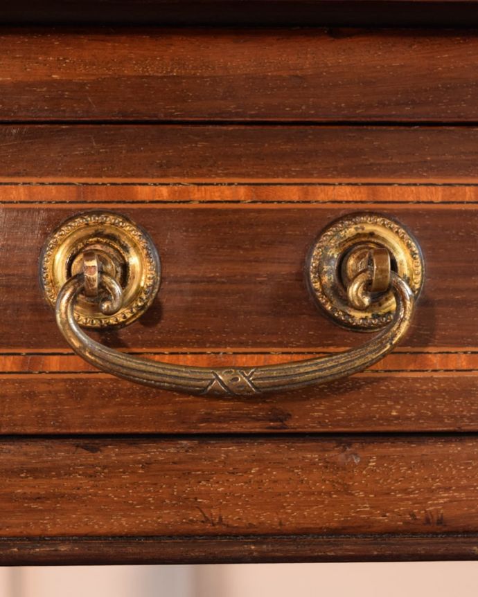 アンティーク家具の取っ手