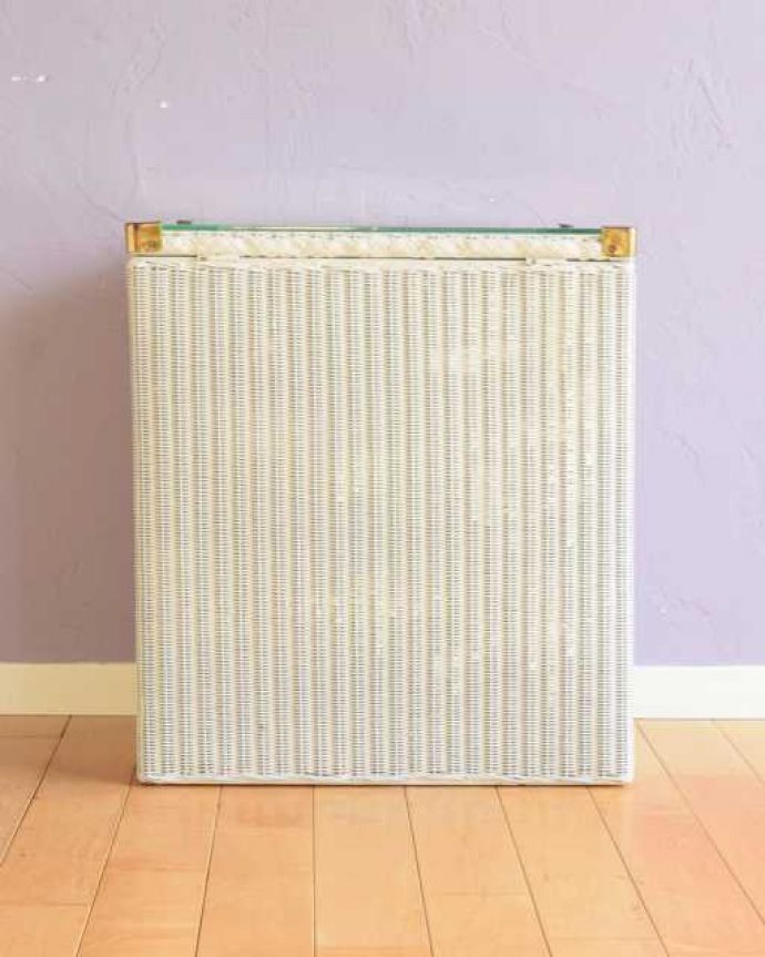 アンティーク｜ロイドルーム　アンティーク家具　アンティークのロイドルーム、便利に使えるランドリーボックス。後ろ姿も見て下さい。(k-2720-f)