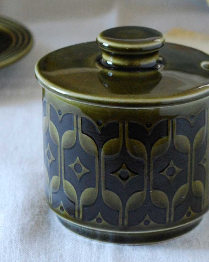 Hornsea（ホーンジー）　アンティーク雑貨　ホーンジーのアンティークのシュガーポット、「エアルーム」レイクランドグリーン。お茶の時間を華やかにしてくれるアンティークティータイムを楽しむための茶道具の一つシュガーボウル。(k-2724-z)