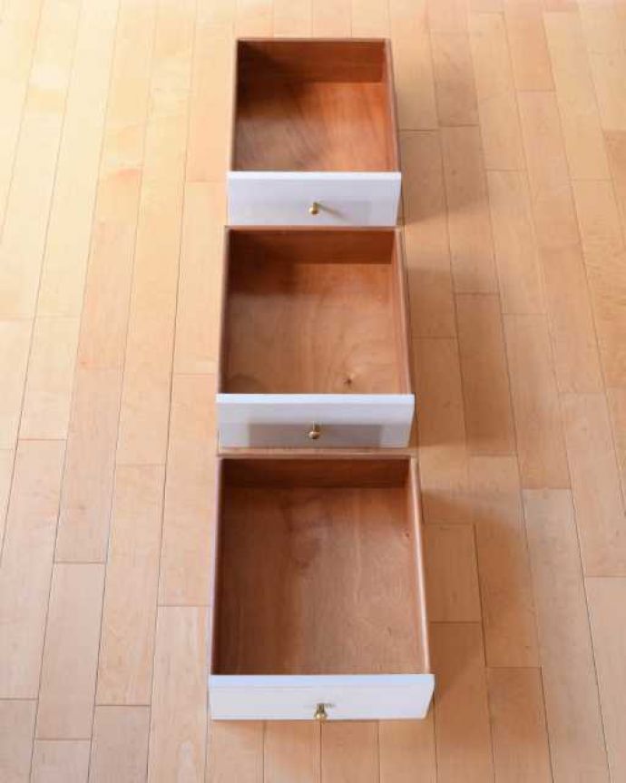 G-PLAN(Gプラン)　アンティーク家具　一台で3役！とってもめずらしいG-PLANのヴィンテージキャビネット（ワードローブ）。。(k-2728-f)