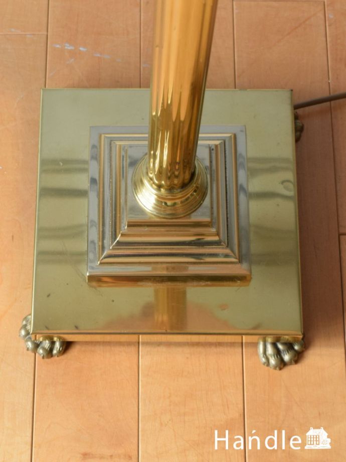 フロアランプの土台