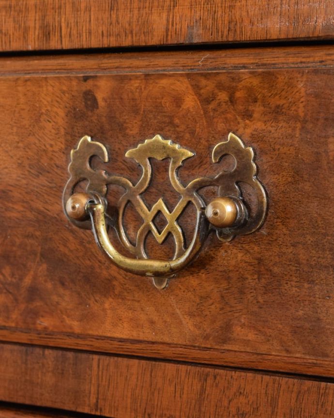 ビューロー アンティーク家具 英国のアンティーク家具、木目が美しいビューローブックケース。開けるたびに、ワクワクしちゃう。(k-2742-f)