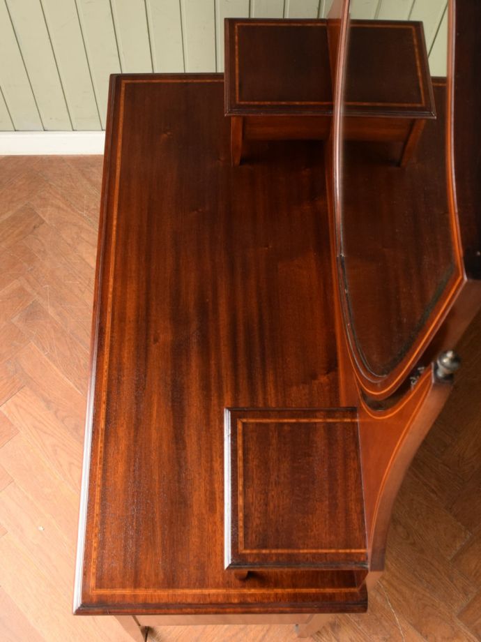 英国アンティークのドレッサー、美しいミラーが付いたのマホガニー材の