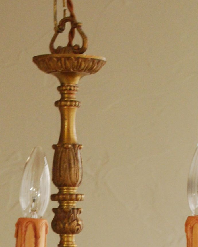 シャンデリア　照明・ライティング　イギリスで見つけたアンティークの真鍮シャンデリア（3灯）。。(k-2762-z)
