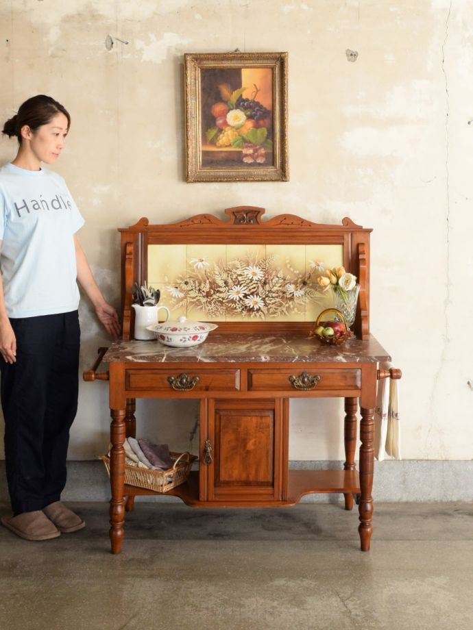 英国のアンティーク家具、ウォッシュスタンド